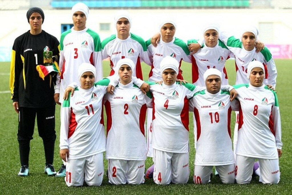 иран женский футбол