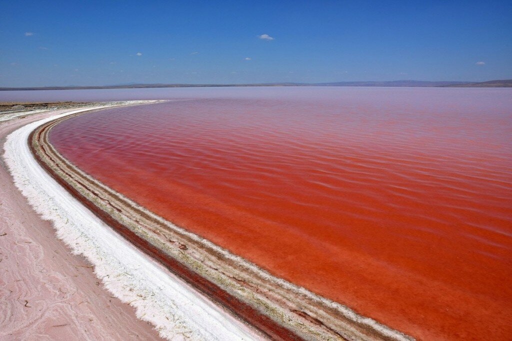 озеро туз красное