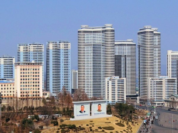 ps_Pyongyang-Highrise-Buildings-2014_1437663204.jpg.600x450_q85